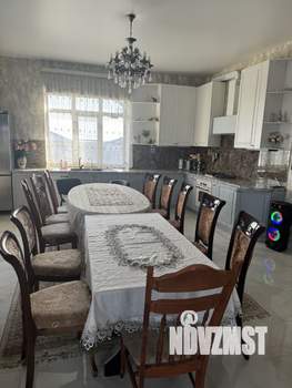 Дом 250м², 2-этажный, на длительный срок, 