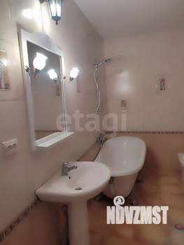 Дом 300м², 2-этажный, на длительный срок, 