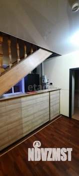 Дом 350м&sup2;, 2-этажный, на длительный срок, 