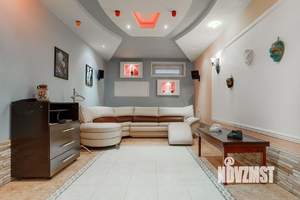 Дом 260м&sup2;, 2-этажный, посуточно, 