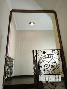 Дом 220м&sup2;, 3-этажный, посуточно, 