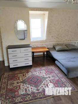 Дом 50м², 2-этажный, на длительный срок, 