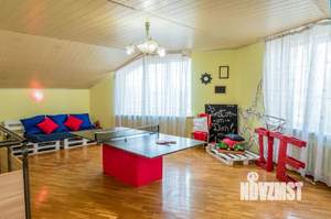 Дом 250м&sup2;, 3-этажный, посуточно, 