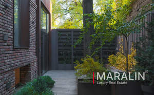 Дом 285м², 3-этажный, на длительный срок, 