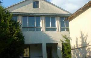 Дом 220м², 2-этажный, на длительный срок, 