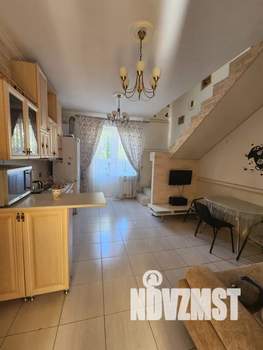 Дом 56м&sup2;, 2-этажный, посуточно, 