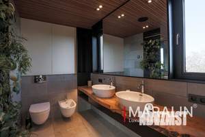 Дом 300м², 3-этажный, на длительный срок, 