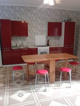 Дом 150м&sup2;, 3-этажный, на длительный срок, 