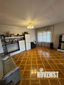 Дом 240м², 3-этажный, на длительный срок, 