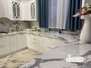 Дом 500м&sup2;, 3-этажный, посуточно, 