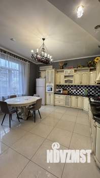 Дом 400м&sup2;, 3-этажный, посуточно, 