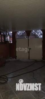 Дом 350м&sup2;, 2-этажный, на длительный срок, 