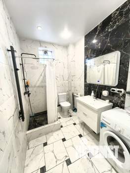 Дом 140м&sup2;, 2-этажный, на длительный срок, 