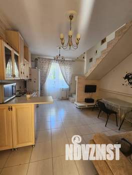 Дом 56м&sup2;, 2-этажный, посуточно, 