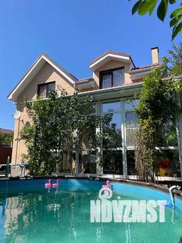 Дом 150м&sup2;, 2-этажный, посуточно, 