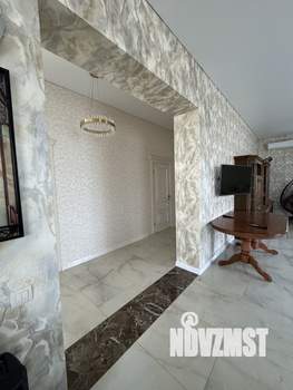 Дом 250м², 2-этажный, на длительный срок, 