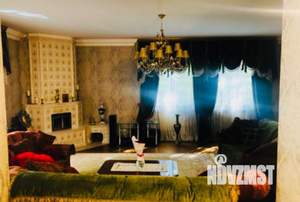 Дом 400м&sup2;, 2-этажный, на длительный срок, 