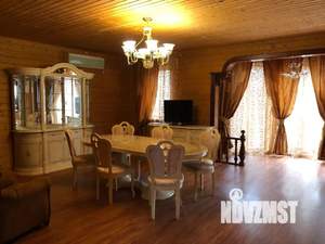 Дом 320м&sup2;, 2-этажный, посуточно, 