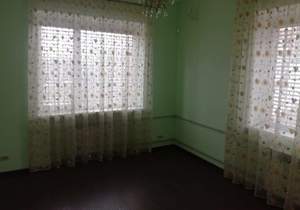 Дом 185м², 3-этажный, на длительный срок, 