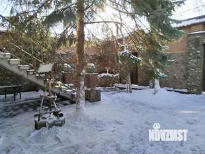 Дом 220м&sup2;, 3-этажный, посуточно, 