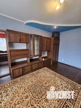 Дом 60м&sup2;, 2-этажный, на длительный срок, 