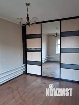 Дом 140м&sup2;, 2-этажный, на длительный срок, 