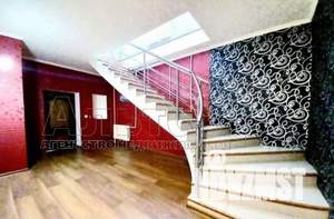 Дом 220м², 2-этажный, на длительный срок, 