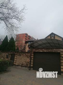 Коттедж 292м&sup2;, 2-этажный, на длительный срок, 