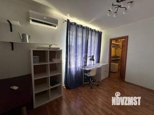 Дом 200м², 2-этажный, на длительный срок, 