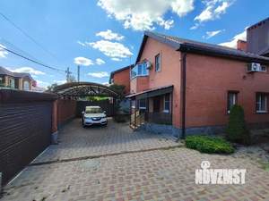 Дом 220м², 2-этажный, на длительный срок, 