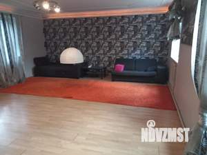 Дом 280м&sup2;, 2-этажный, на длительный срок, 