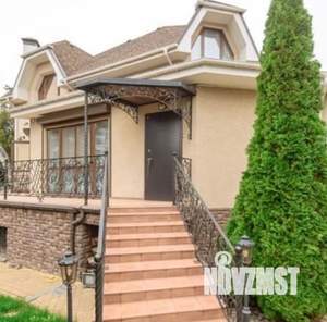 Дом 350м&sup2;, 2-этажный, на длительный срок, 