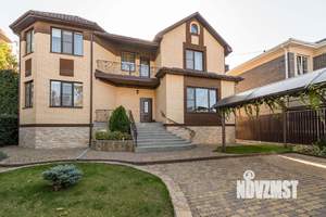 Дом 300м&sup2;, 2-этажный, на длительный срок, 