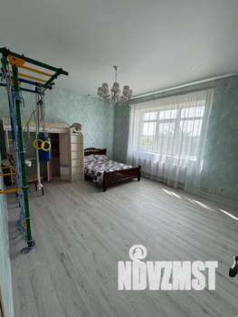 Дом 250м&sup2;, 2-этажный, посуточно, 