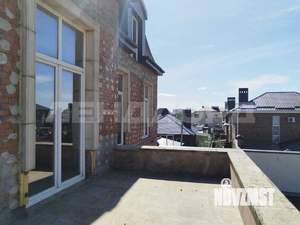 Дом 1000м&sup2;, 3-этажный, на длительный срок, 