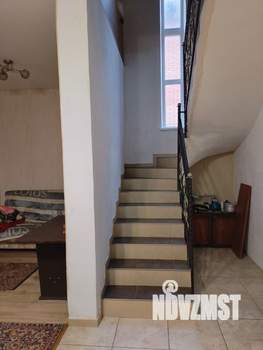 Дом 80м², 2-этажный, на длительный срок, 