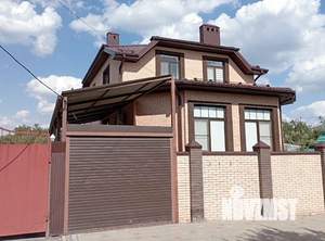 Дом 300м&sup2;, 3-этажный, на длительный срок, 