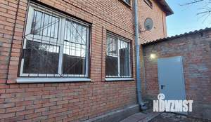 Дом 310м&sup2;, 2-этажный, на длительный срок, 