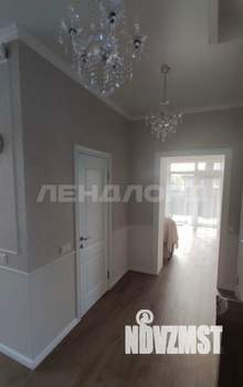 Дом 180м&sup2;, 2-этажный, на длительный срок, 