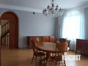 Дом 230м², 3-этажный, посуточно, 