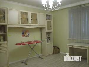 Дом 150м², 2-этажный, на длительный срок, 