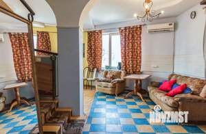 Дом 250м&sup2;, 3-этажный, посуточно, 