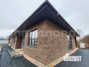 Дом 202м&sup2;, 1-этажный, участок 6 сот.  