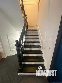 Дом 550м², 3-этажный, участок 6 сот.  