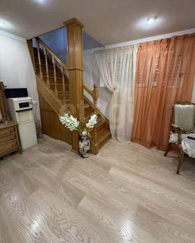Дом 154м², 2-этажный, участок 6 сот.  