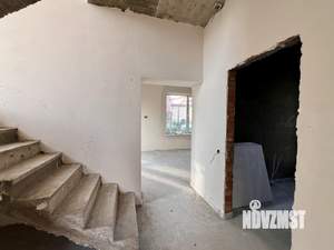 Дом 120м², 2-этажный, участок 3 сот.  