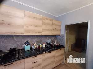 Дом 180м&sup2;, 2-этажный, участок 4 сот.  