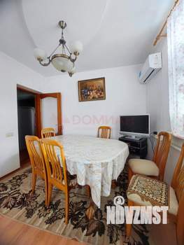 Дом 280м², 3-этажный, участок 14 сот.  