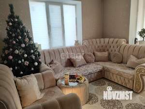 Дом 220м&sup2;, 2-этажный, участок 6 сот.  