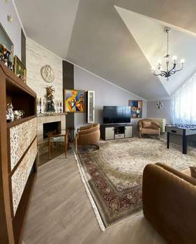 Дом 127м², 3-этажный, участок 1 сот.  